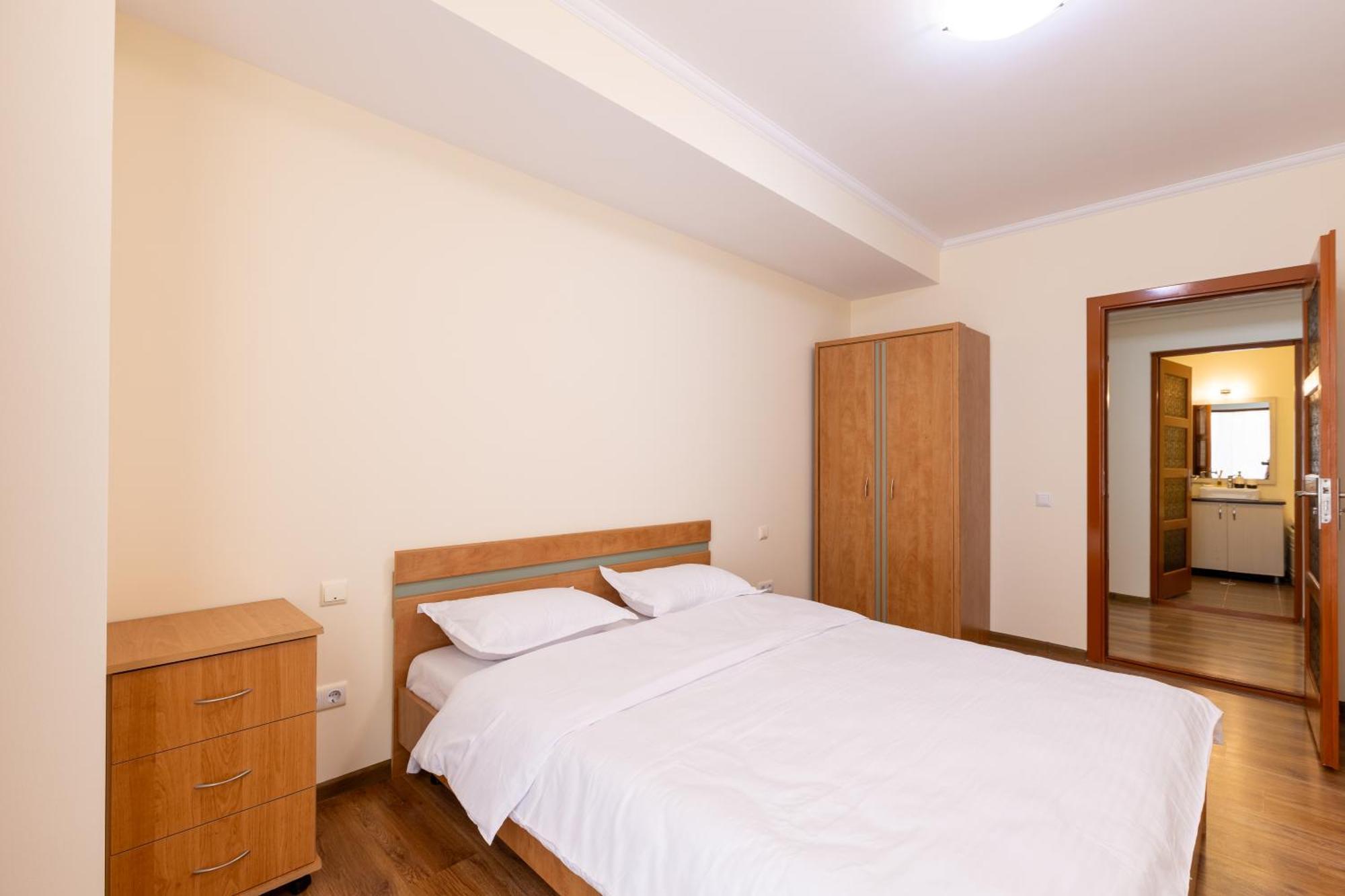Amber Apartments Sibiu Ngoại thất bức ảnh